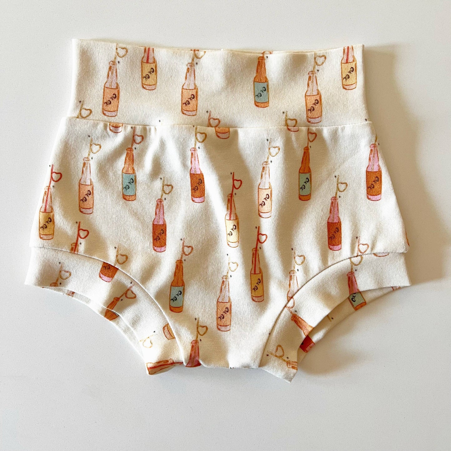 Organic Shorties - Love Pop Design